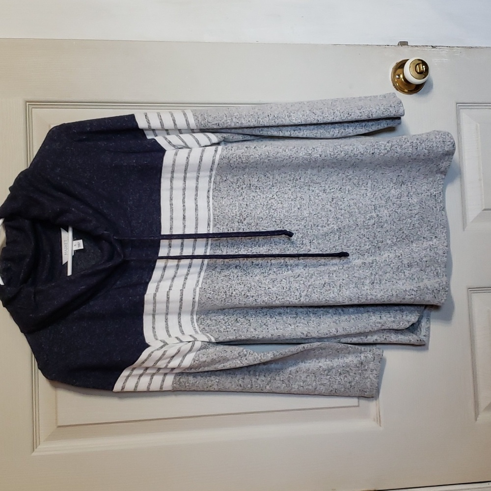 Cowell Neck knit sweater